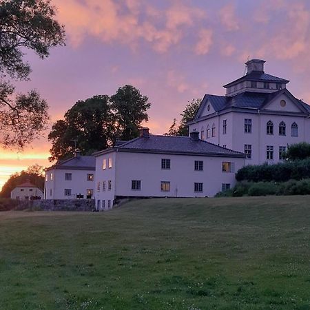 Oester Malma Hotel Marieberg  Екстериор снимка